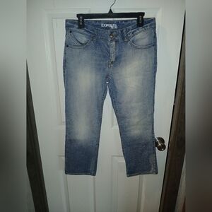 Express Womens Jeans ID 508510 RN55285 Short/Capri Sz 8 See Measurement Pics